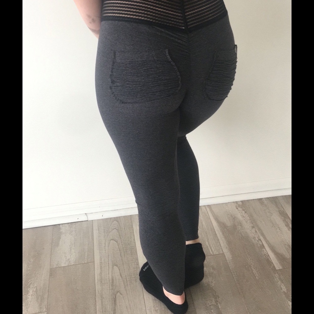 AUTHENTIC Cute BOOTY Lounge Leggings - *SOLD OUT* Charcoal and Black Sz S - Picture 4 of 9
